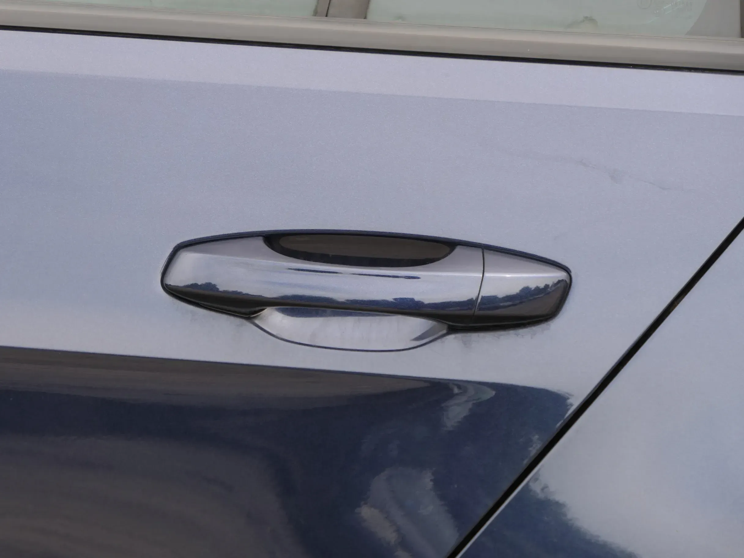 VW Golf 7 5G Türgriff Tür Griff hinten links außen blau LH5X + Kappe - Bild 1