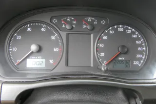 VW Polo 9N Tacho Tachometer Kombiinstrument 6Q0920804 1,2 47kw 40kw 220.000km - Bild 1