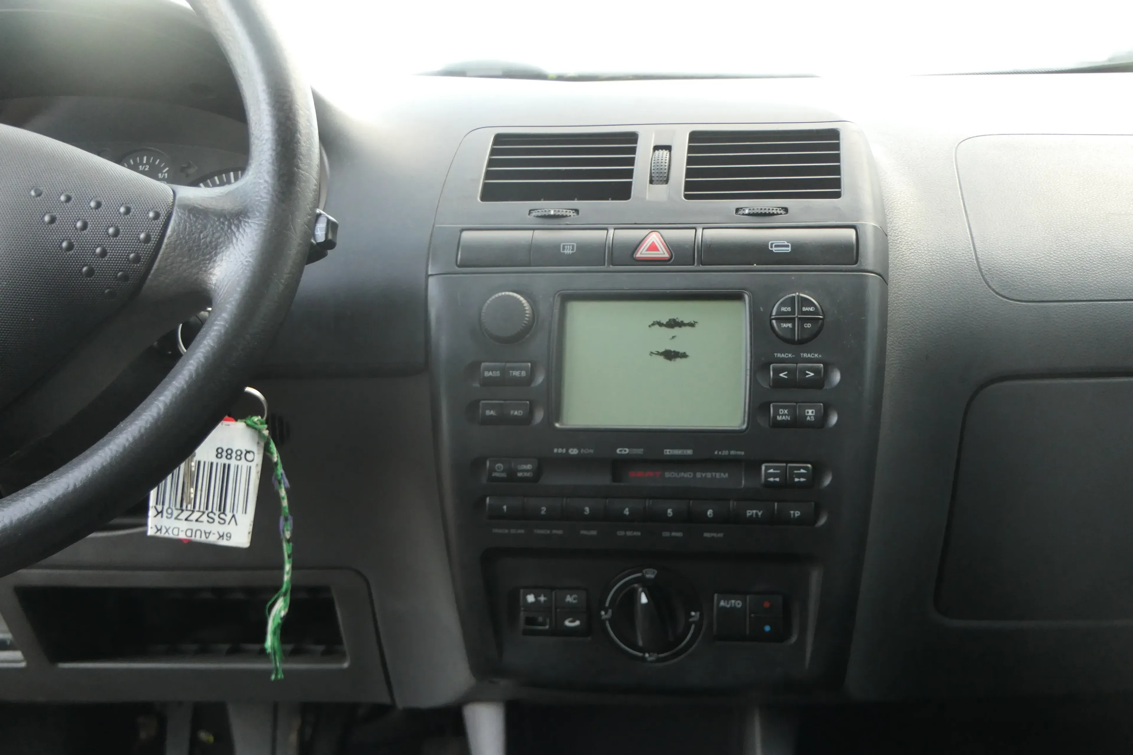 Ibiza 6K3 Radio 6K1035905G Klimabedienteil Klimaanlage Bedienteil - DEFEKT - Bild 1