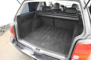 VW Passat 3B 3BG Avant Verkleidung Teppich Kofferraum Kofferraumteppich schwarz - Bild 4