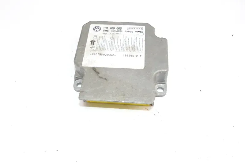 VW Touran Steuergerät Airbag Airbagsteuergerät 1T0909605 (03H20S12) - Bild 1