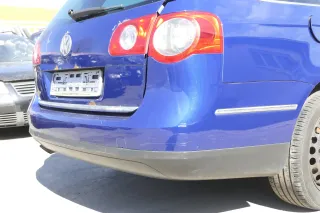 VW Passat 3C Kombi Stoßstange hinten Heckstoßstange Stoßfänger blau LC5E - Bild 3