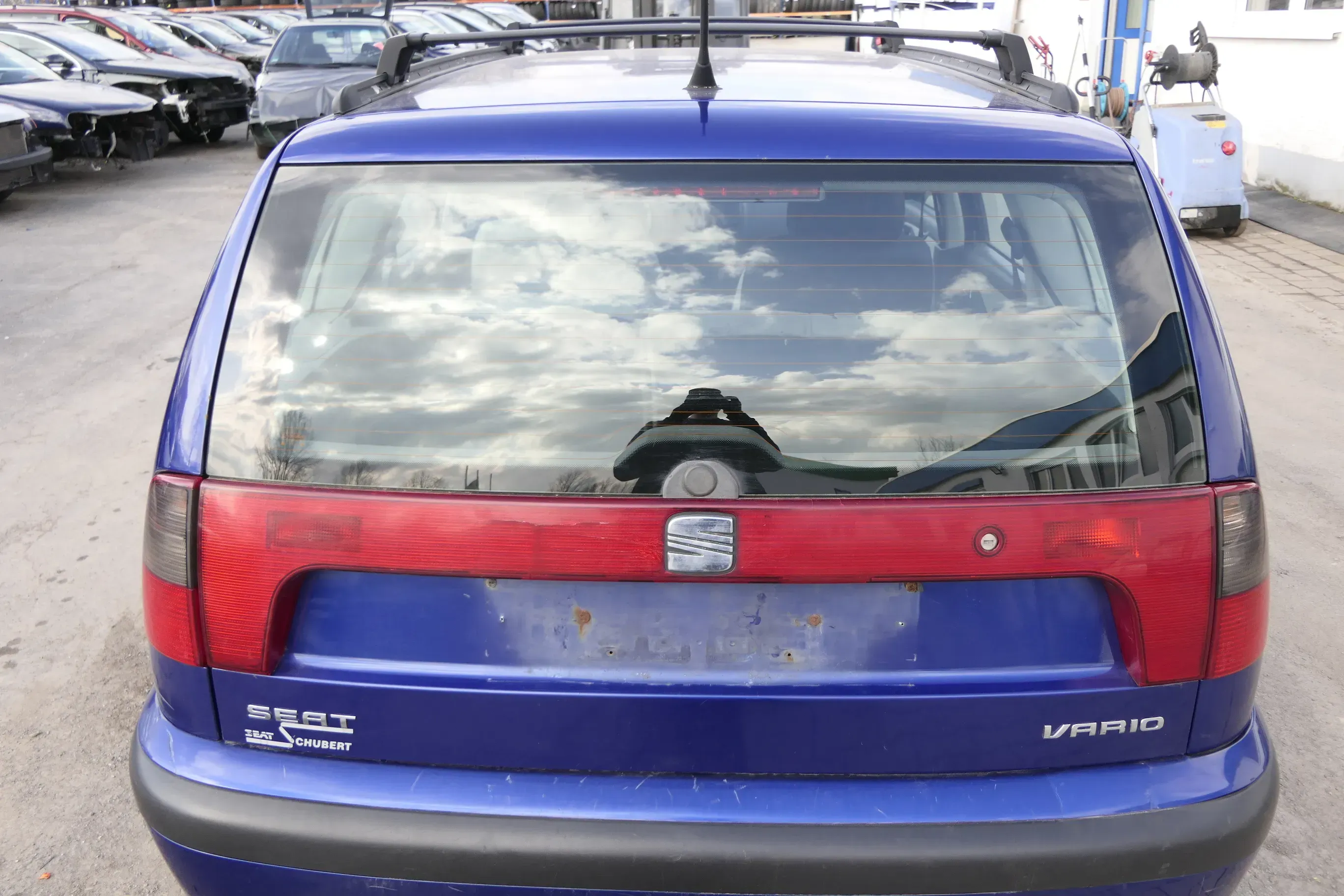 Seat Cordoba Vario Kombi 6KV5 Heckklappe Klappe hinten blau LS5N Scheibe - Bild 1