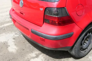 VW Golf 4 Limousine Stoßstange hinten Heckstoßstange Stoßfänger rot LY3D - Bild 4