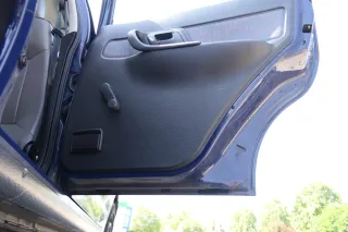 1x Polo Kombi bis Bj.1999 Türverkleidung Verkleidung Tür hinten rechts - Bild 2