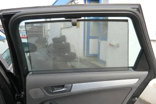 1x A4 8K B8 Türverkleidung Verkleidung Tür hinten rechts + links Sonnenrollo Rol - Bild 4