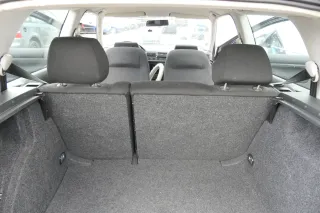 Golf 4 Limousine Sitz Rückbank Rücksitzbank Sitzfläche Sitze Kopfstützen schwar - Bild 4