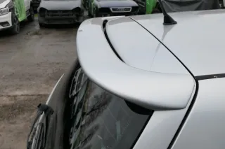 VW Golf 4 Limousine nur Spoiler silber LA7W ABT Tuning an Heckklappe Klappe - Bild 4