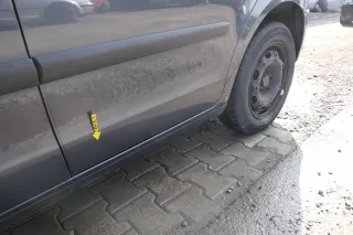 VW Polo 9N 9N3 Tür hinten links 4/5-Türer grau LC7V - ohne Anbauteile - Bild 2
