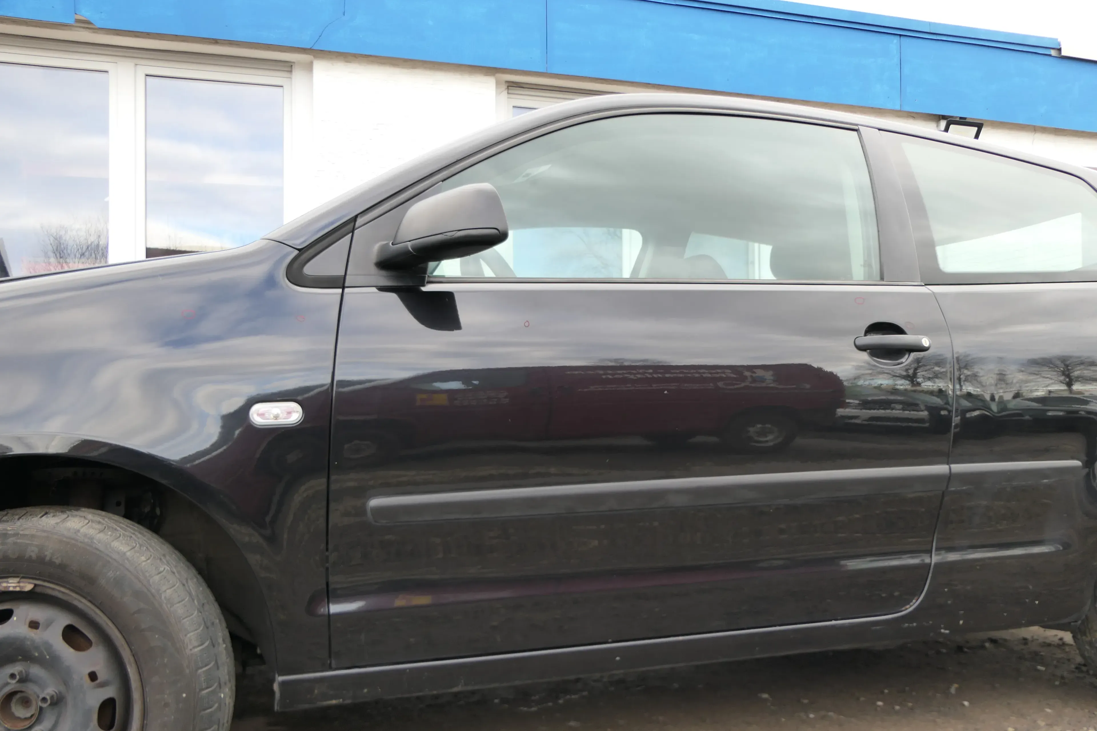 VW Polo 9N 9N3 Tür vorne links Fahrertür 2/3-Türer schwarz LC9Z ohneAnbautei - Bild 1