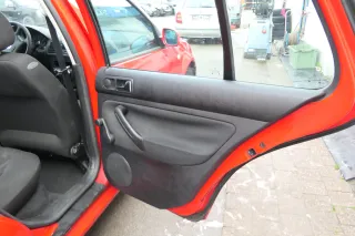 1x VW Golf 4 1J Limousine Türverkleidung Verkleidung Tür hinten rechts schwarz - Bild 3