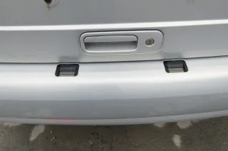 VW Polo 6N Stoßstange hinten 2-geteilte Heckstoßstange silber LB7Z Stoßfänger - Bild 10