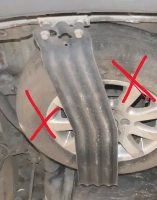 VW Caddy 2K Halterung für Reserverad Reserveradhalterung Abdeckung Notrad Rad - Bild 2