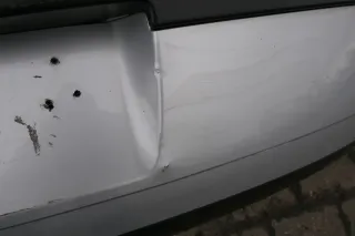 VW Polo 9N 9N3 Stoßstange Heckstoßstange hinten silber LA7W - 99,99 - Bild 4