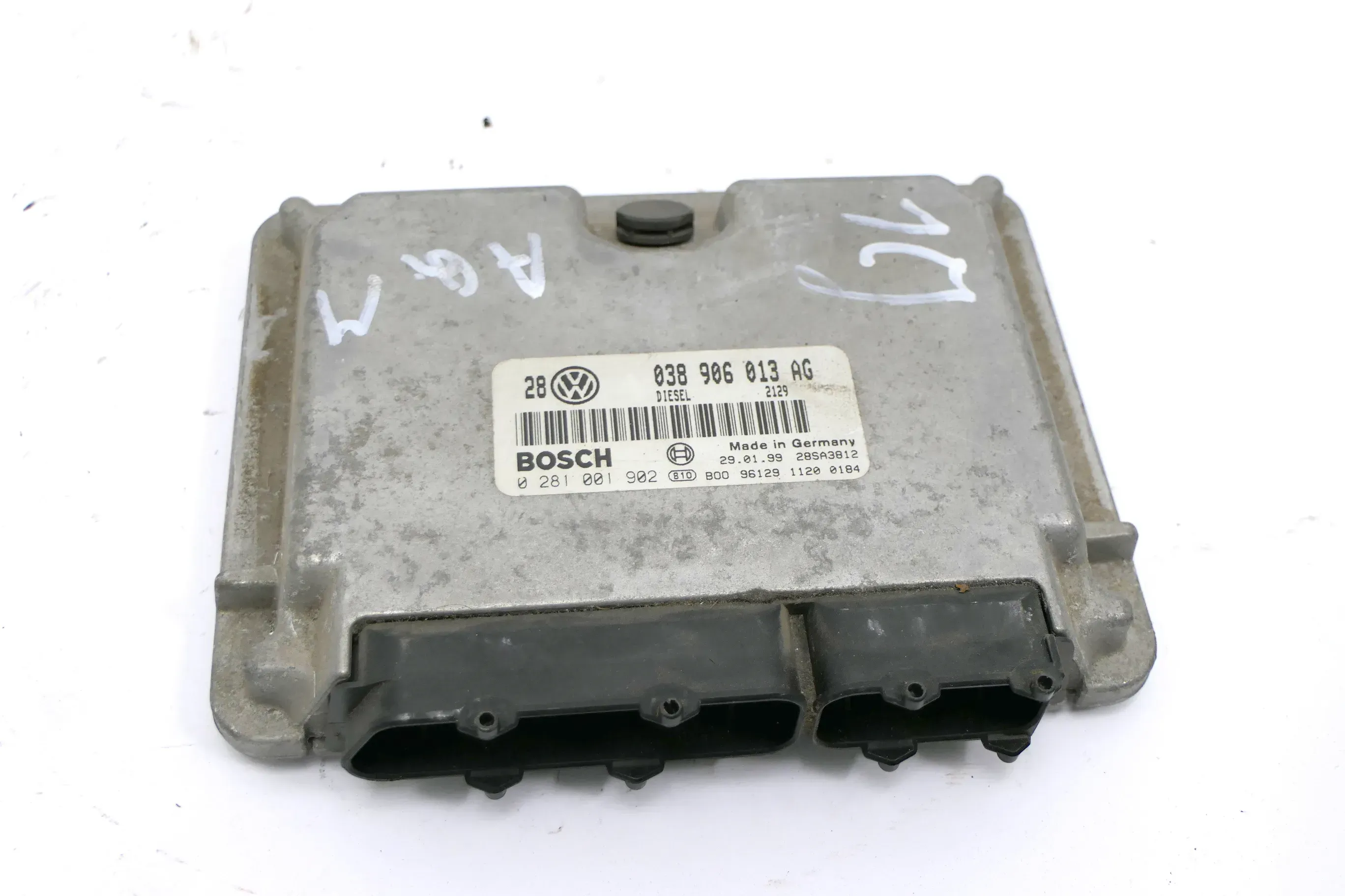 VW Golf 4 Bora Steuergerät 1,9 SDI 50kw 68PS AQM Motor 038906013AG Diesel - Bild 1