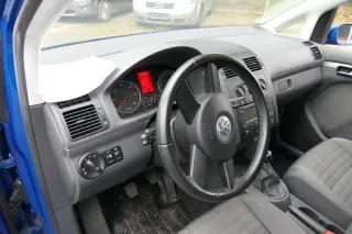 VW Touran 1T Armaturenbrett Cockpit Amaturbrett - ohne Anbauteile - Bild 1