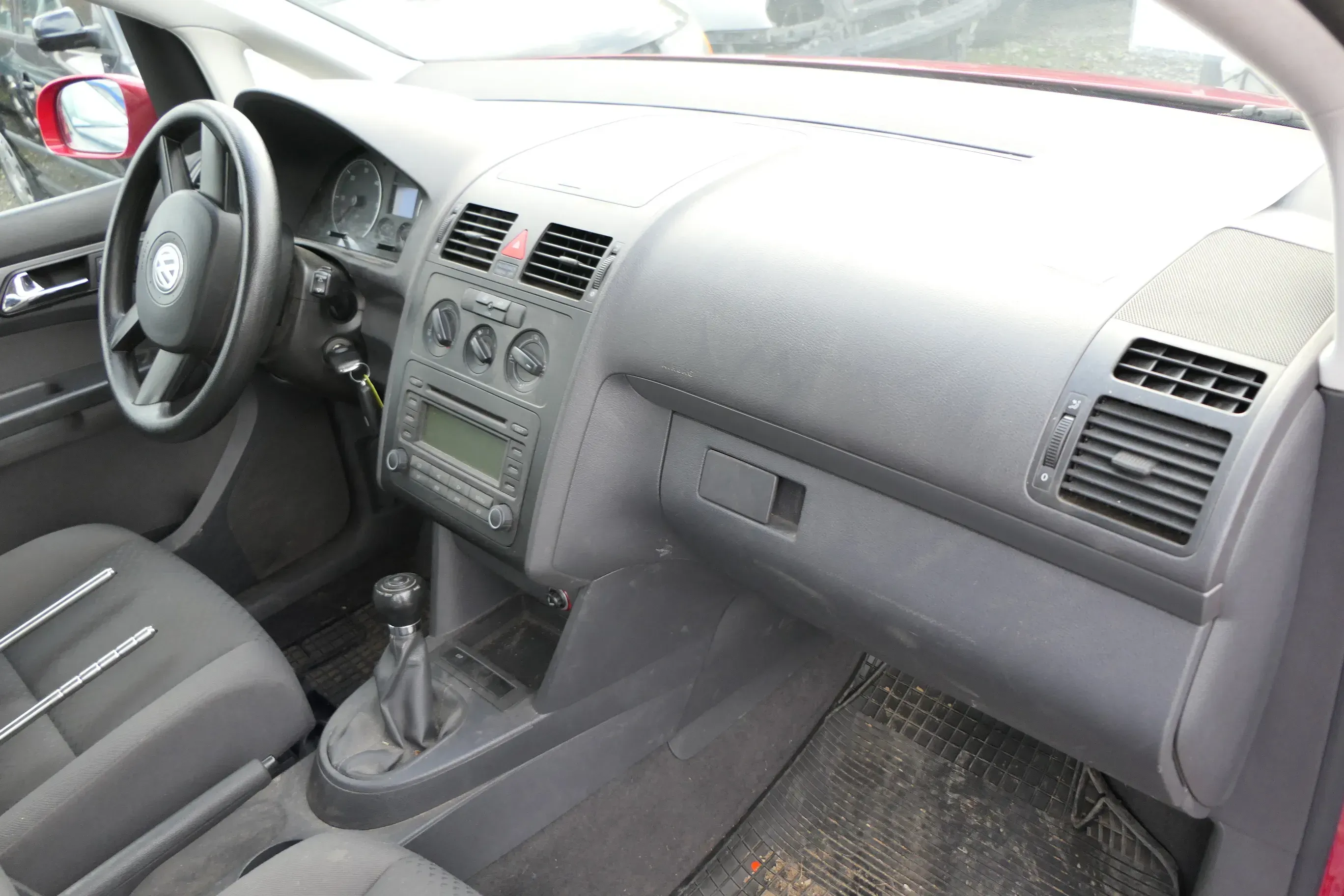 VW Touran 1T Armaturenbrett Cockpit Amaturbrett - ohne Anbauteile - anthrazit - Bild 1