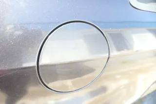 Audi A3 8P Tankdeckel Klappe Tankklappe Deckel Tank grau LZ7L 2/3-Türer - Bild 2