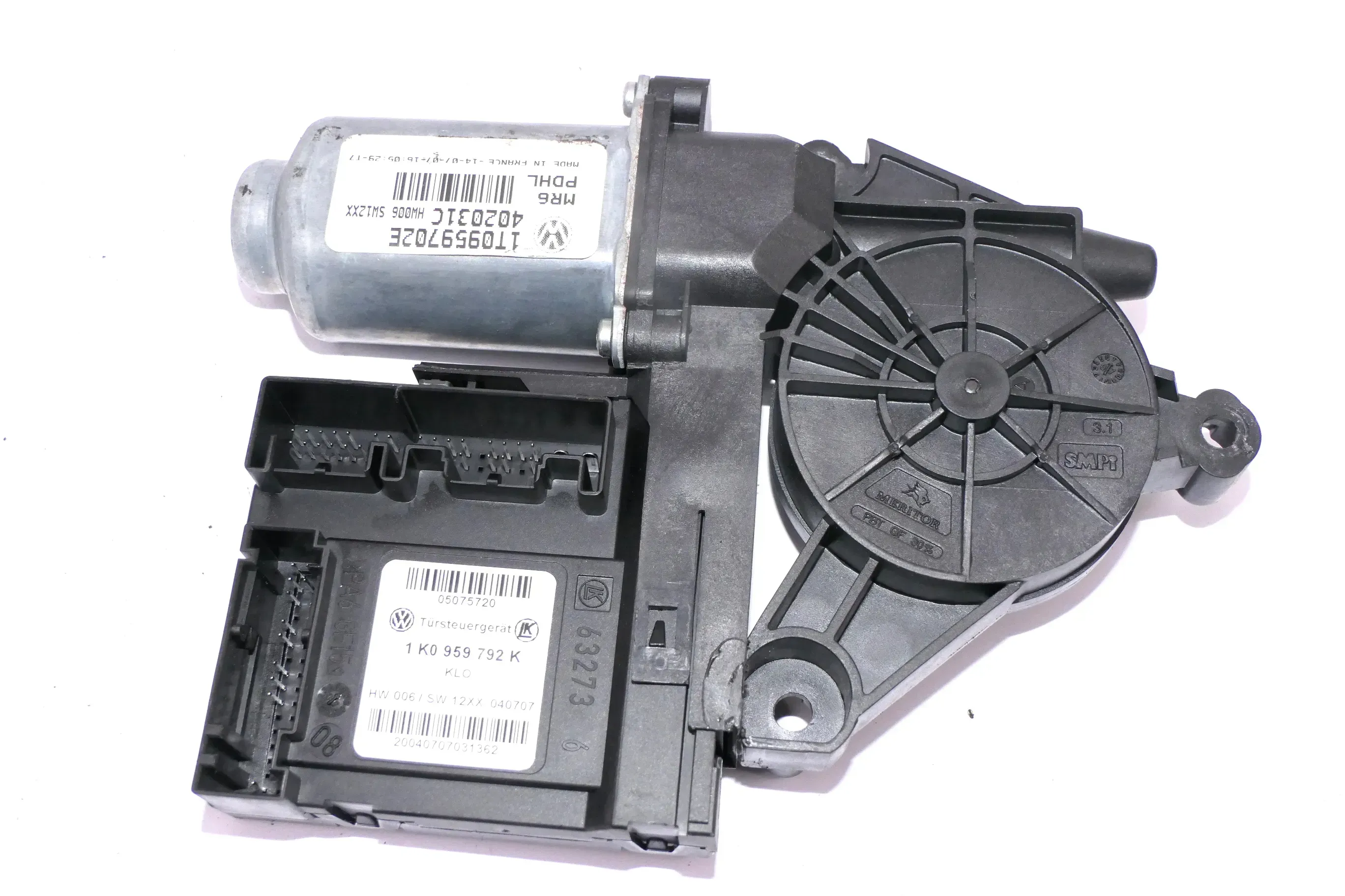 VW Touran Caddy 2k ektrischer Fensterheber Motor vorne recht 1T0959702E 1K095979 - Bild 1