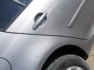 Golf 5 V 1K Tür Türrahmen hinten rechts 4/5-Türer grau LA7T -ohneAnbautei - Bild 2