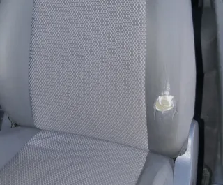 VW Fox Sitz Fahrersitz vorne links OHNEAirbag höhenverstellbar - Bild 3