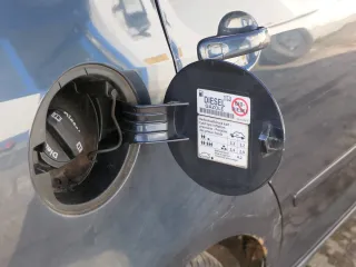 VW Golf Plus 5M1 V Tankdeckel Klappe Tankklappe Deckel Tank blau LC5F - Bild 2
