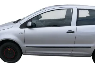 VW Fox 5Z Tür vorne links Fahrertür silber LA7W - ohne Anbauteile - Bild 1