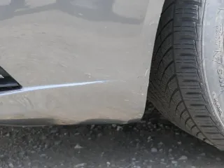 A6 4F Frontstoßstange Stoßstange vorn Stoßfänger grau LZ7S mit Grill - S-line - Bild 10