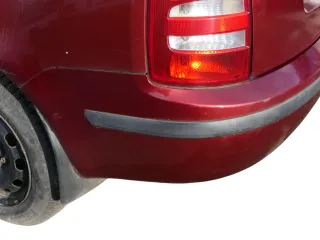 Skoda Fabia 6Y Kombi Stufenhec Stoßstange hinten Heckstoßstange rot braun LF3T - Bild 8