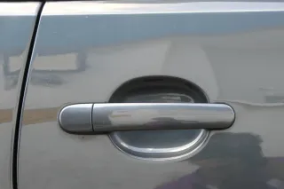 VW Polo 9N 9N3 Tür hinten rechts 4/5-Türer grau LC7V - ohne Anbauteile - Bild 6