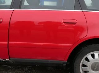 Audi A4 B5 Tür nur Türblatt hinten links rot LY3H - Facelift - Bild 1