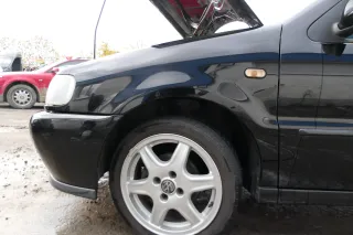 VW Polo 6N 6N1 Kotflügel vorne links schwarz L041 - Bild 1