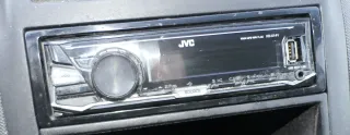 VW Golf 4 Bora T5 T4 Radio JVC KD-X141 MP3 WMA CD Player AUX - Bild 1
