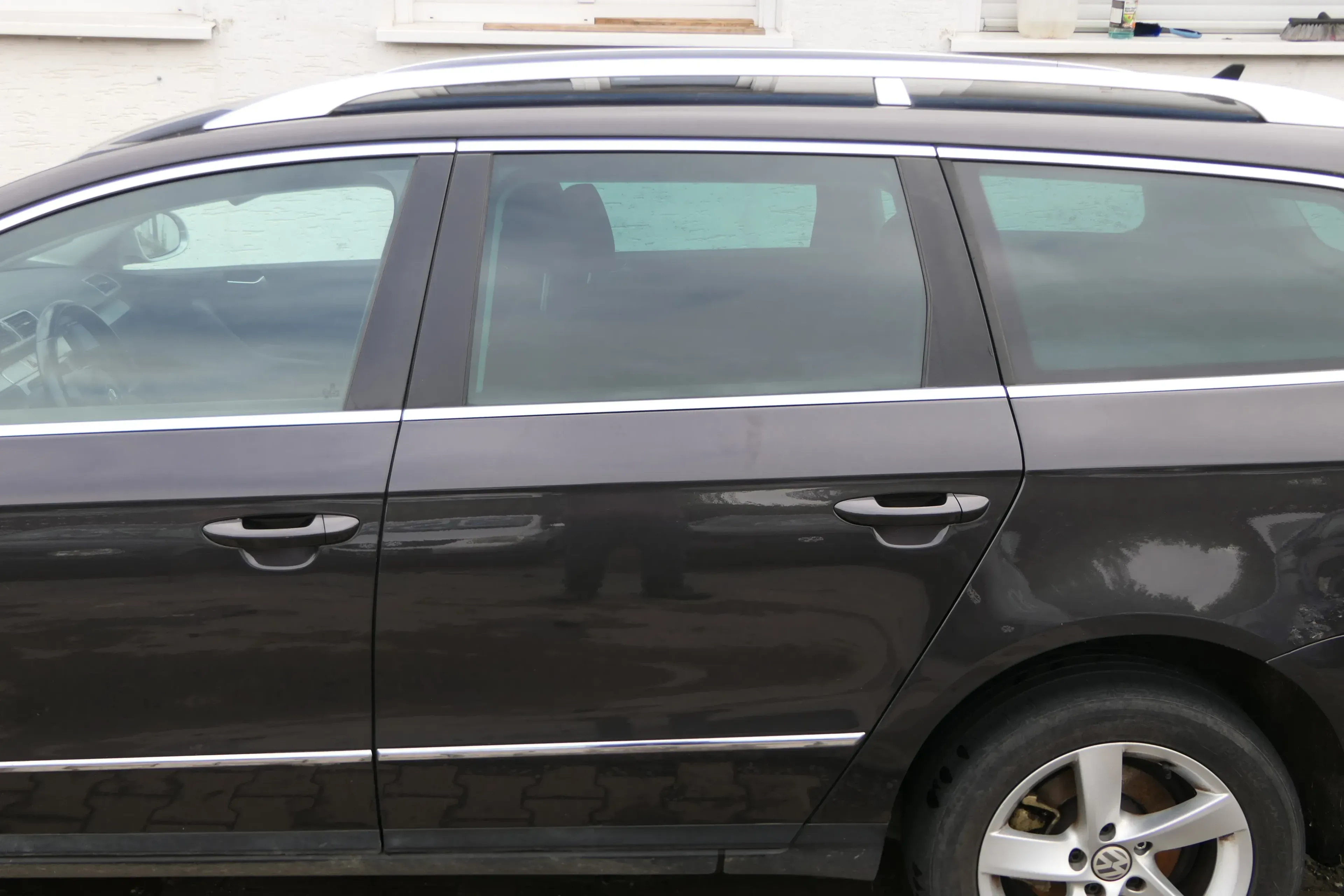 VW Passat 3C Kombi Variant Tür hinten links braun LC8Z -OHNE Anbauteile - Bild 1