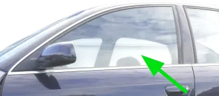 Audi A6 4B vorne links Fenster Scheibe in Tür Fensterscheibe Fenster - Bild 1