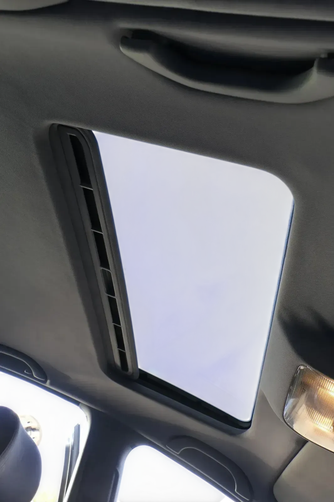 Audi A4 B5 Limousine Schiebedach Glasschiebedach Glas Dach 8D5877049A - Bild 1