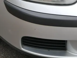 VW Golf 5 1K V Stoßstange vorne Frontstoßstange Stoßfänger silber LA7W - Bild 10