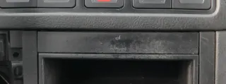 VW Golf 4 Bora Becherhalter Getränkehalter Dosenhalter Halter Getränke Dosen - Bild 2