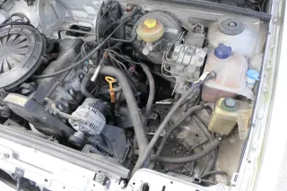 Audi 80 8A0121251A Wasserkühler Benziner 2,0 ABT Kühler Wasser Automatik - Bild 2