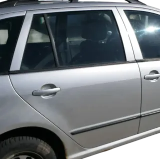 Skoda Fabia 6Y Combi Variant Kombi Tür hinten rechts grau LF7T silber - Bild 1