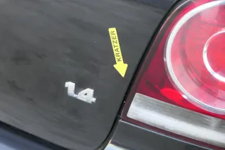 VW Polo 9N3 9N Heckklappe Kofferraumklappe Klappe schwarz LC9Z ohne Anbauteile - Bild 2