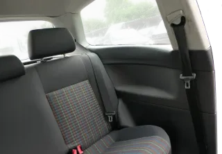 VW Polo 9N 9N3 Sitz Rückbank Sitzfläche Sitze 3 Punkt Gurt hinten mit Kopfstütze - Bild 8