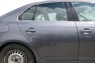VW Jetta 1K Tür hinten rechts grau LD7X Platinumgrey - ohne Anbauteile - Bild 1