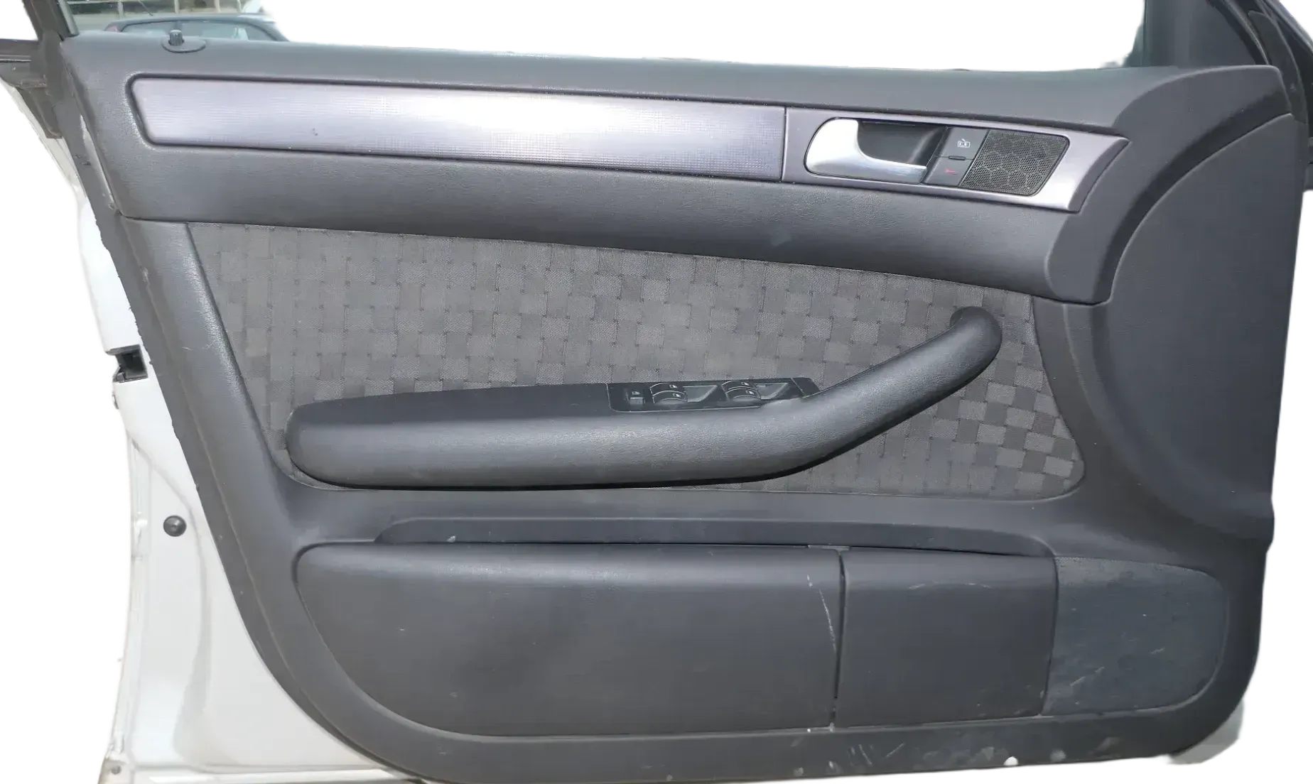 1x A6 4B Türverkleidung Verkleidung Tür vorne links schwarz Griff Hebel Abdeckun - Bild 1