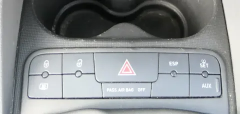 Seat Ibiza 6J Taster Schalter 6J0927137 Warnblinker Set karbonschwarz