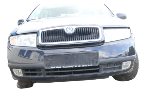 Skoda Fabia 6Y Stoßstange Stoßfänger vorne schwarz LF9R 2000-2004