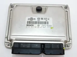VW Passat 3B Steuergerät Motor Motorsteuergerät 1,9 TDI ATJ 85kw 038906019AJ - Bild 1