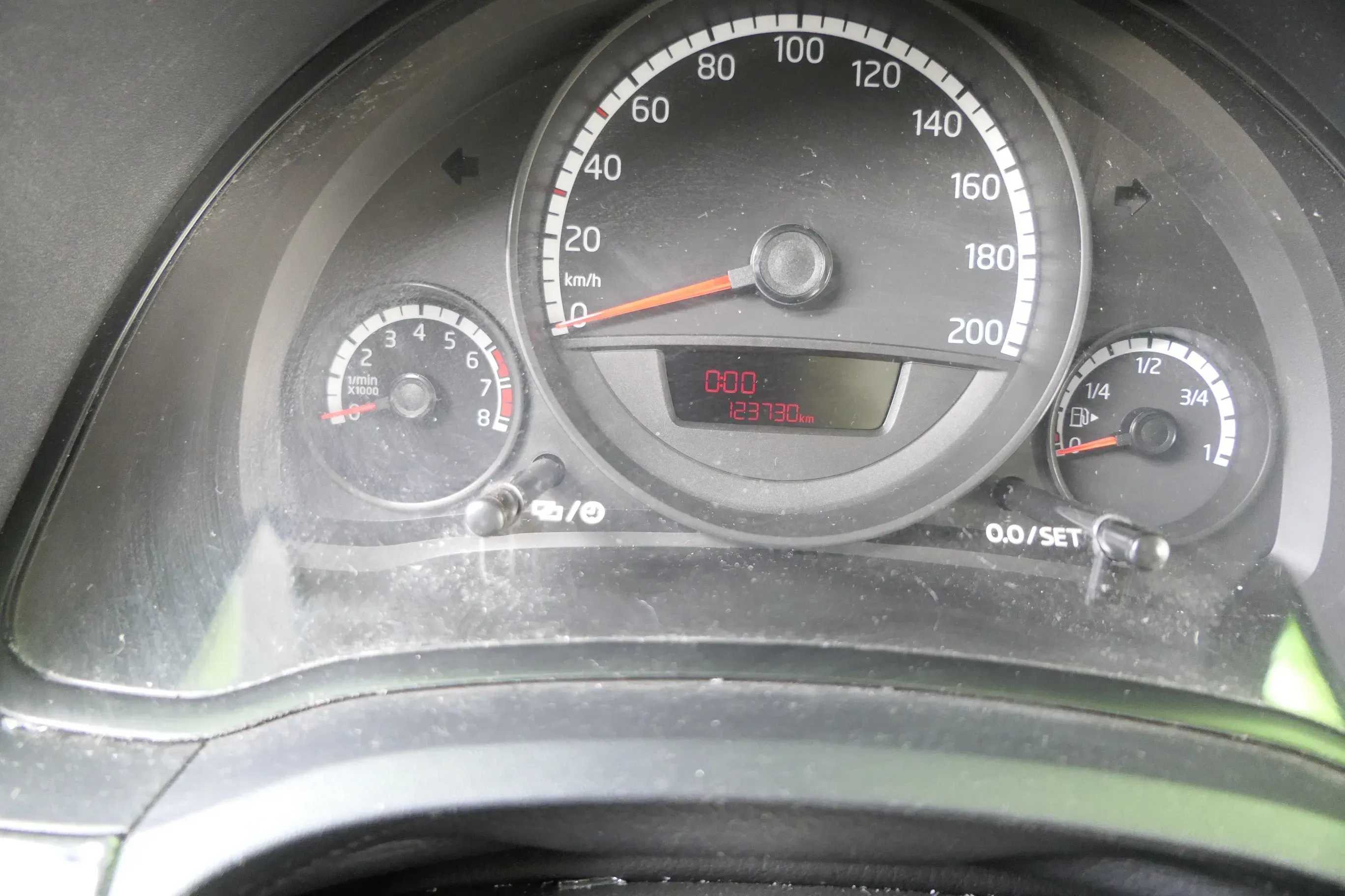 VW Up Tacho Tachometer Kombiinstrument 123.000km 1S0920861F Benziner Erdgas Gas - Bild 1