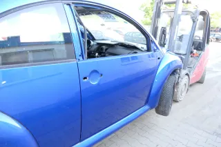 VW New Beetle 1C 9C Tür vorne rechts Beifahrertür blau LA5W - OHNE Anbauteile - Bild 3