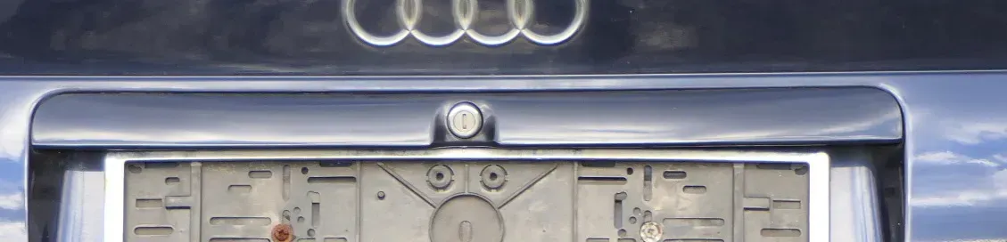 Audi A4 Limousine Griff Heckkklappe Heckklappengriff blau LZ5T bis caBj.1999 - Bild 1